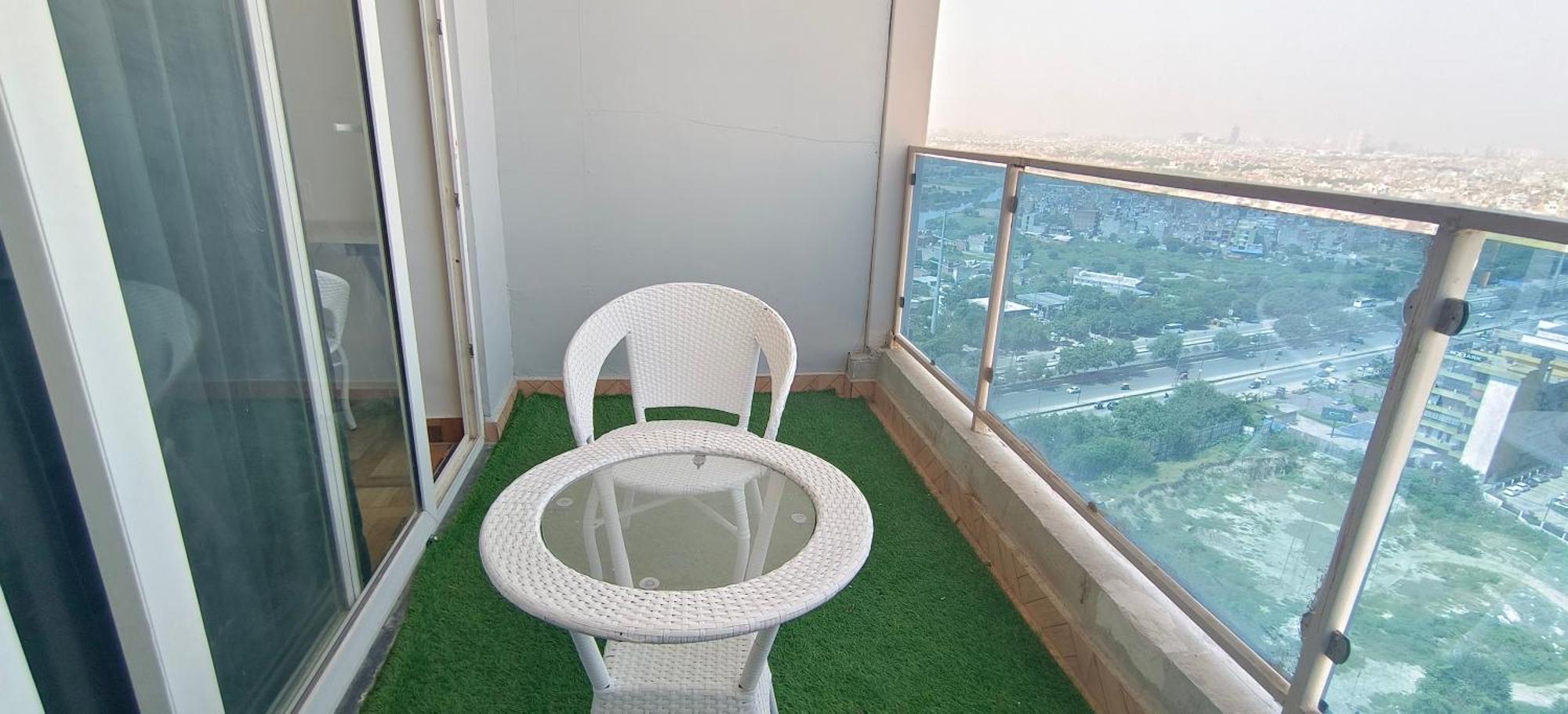 Aarohi Studio Hotels Ghaziabad Exterior foto